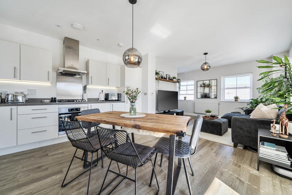 Main image of property: Scarlet Court, 2 Tulett Avenue, London, London, N20