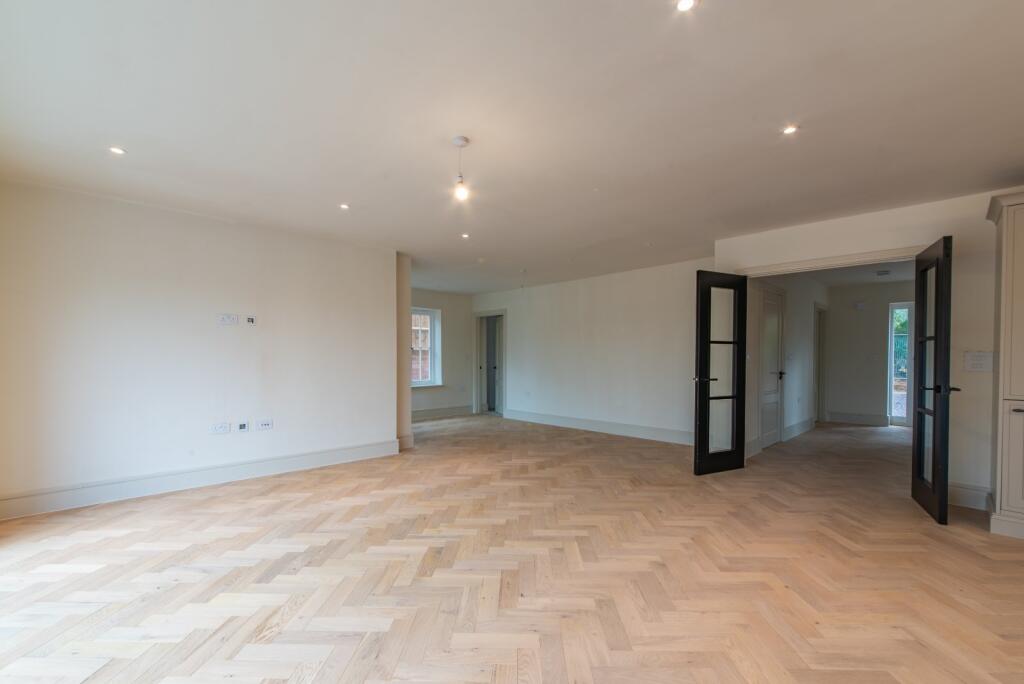House in Basingstoke and Deane, East Woodhay - View 4