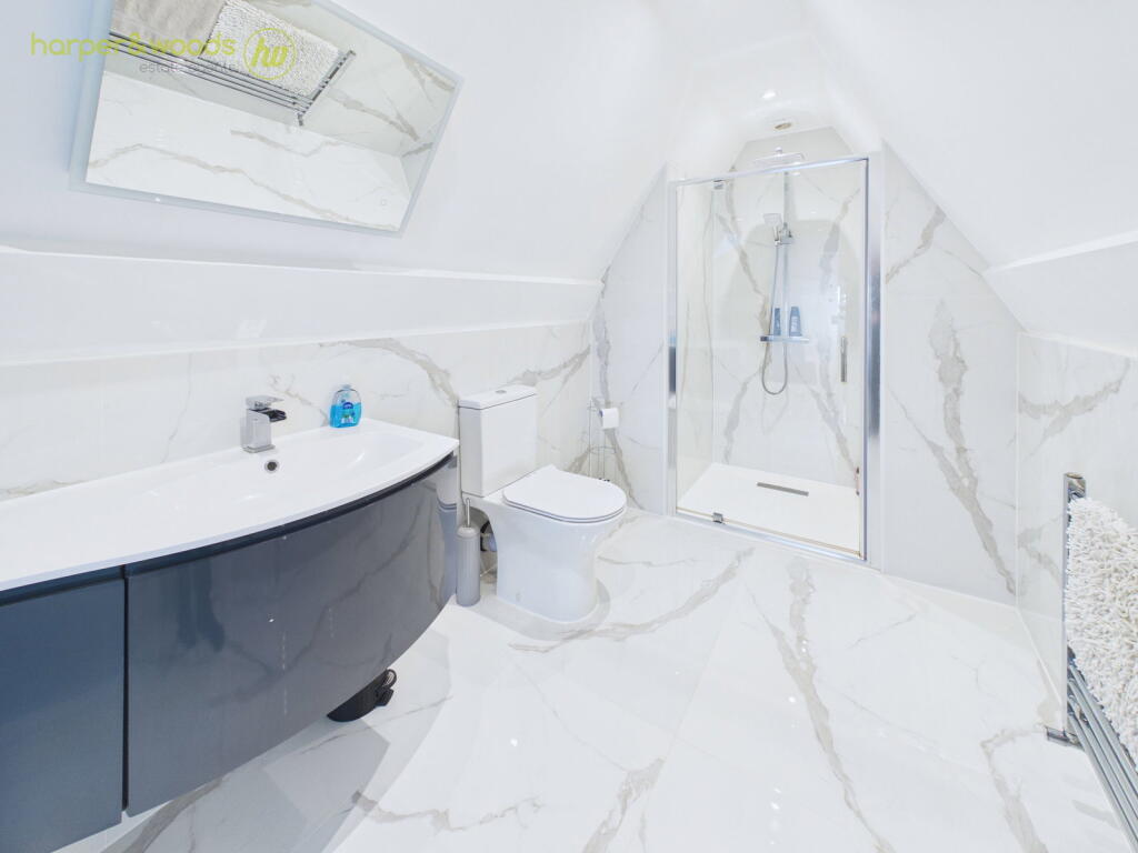 House in Wirral, Liverpool City Region - View 2