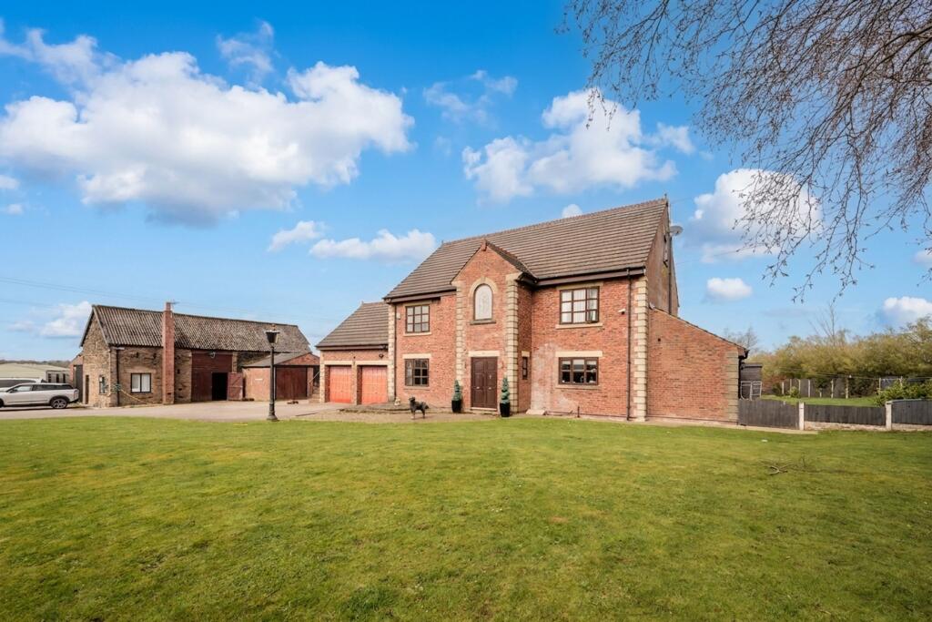 Main image of property: Back Lane, Newburgh, WN8