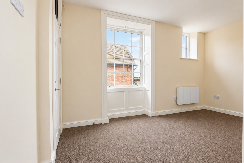 Apartment in Worcester - View 4