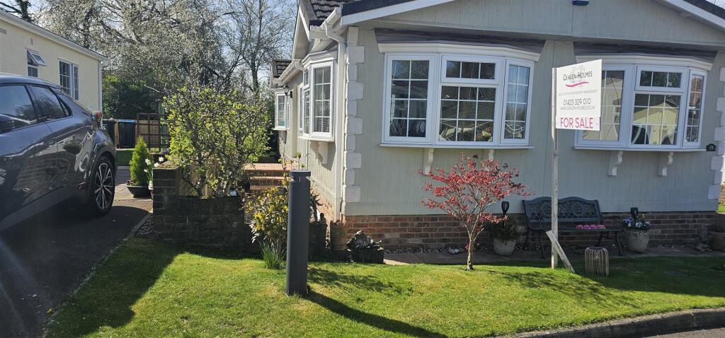 Main image of property: Roecliffe, York