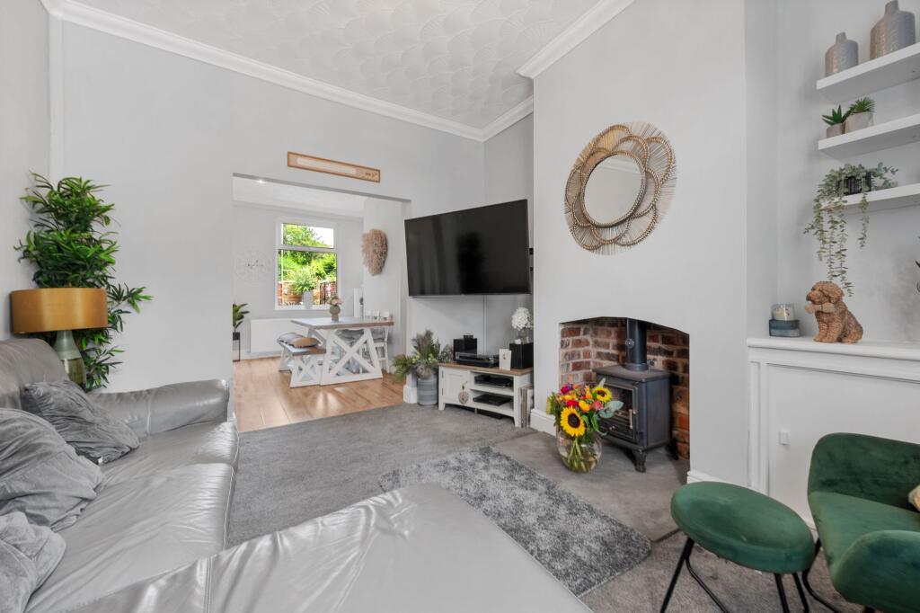 House in St Helens, Broad Oak - More