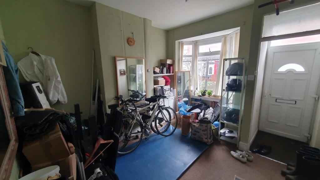 House in Birmingham, West Midlands - View 2