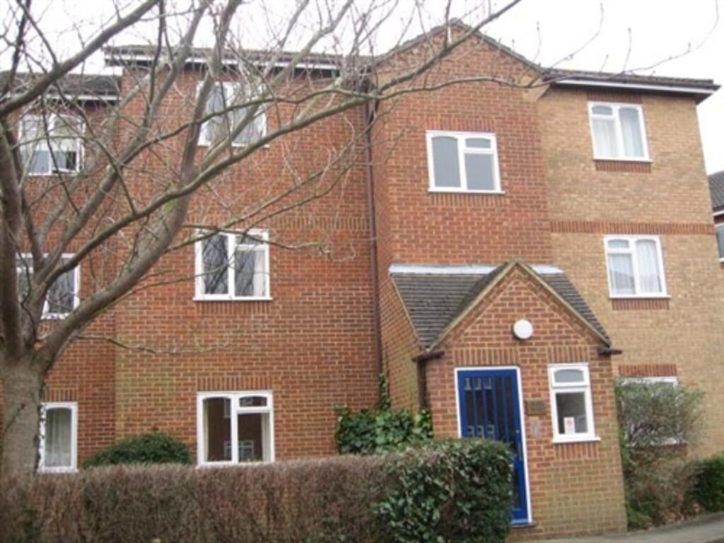 Main image of property: Corfe Place, Maidenhead, Berkshire
