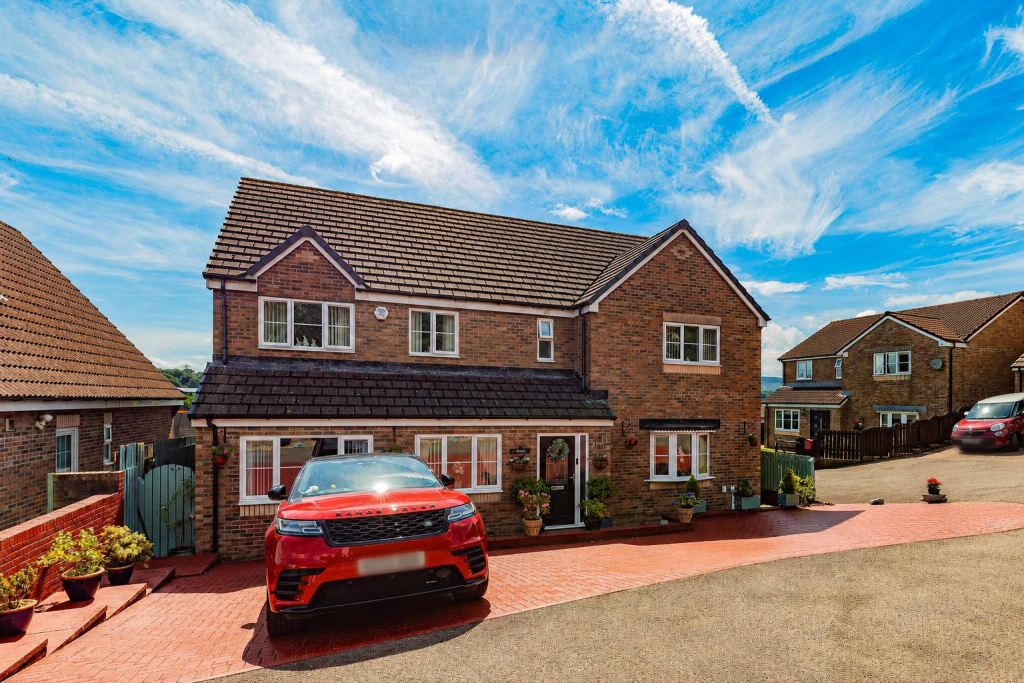 Main image of property: School Close, Nelson, Treharris