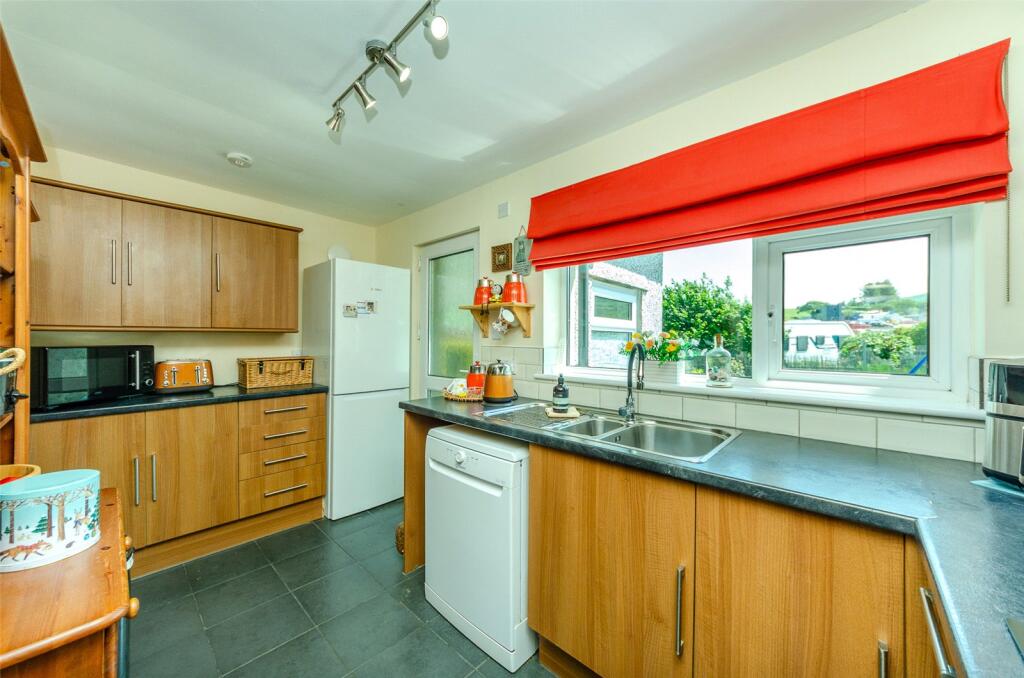Trefor, Caernarfon, Gwynedd, LL54 photo 5