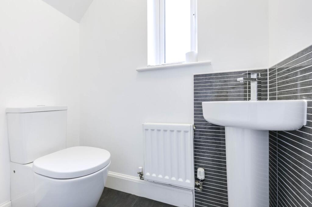 Additional image 4 of Brompton Drive, Bradford, West Yorkshire, UK, BD10