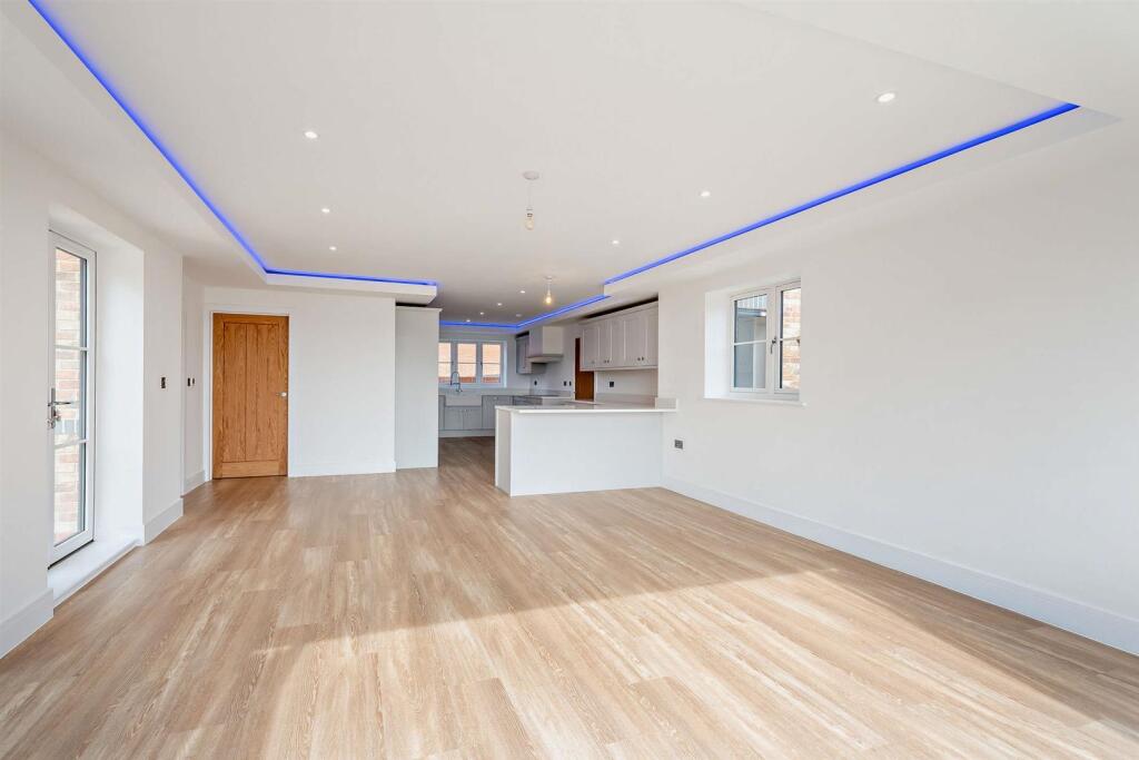 Additional image 12 of 2, Wells Cottage, Wootton Wawen, B95