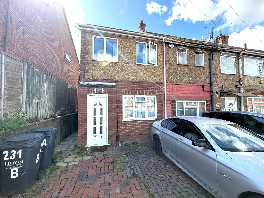 Main image of property: Marsh Road, Leagrave, Luton, Bedfordshire, LU3 2RT
