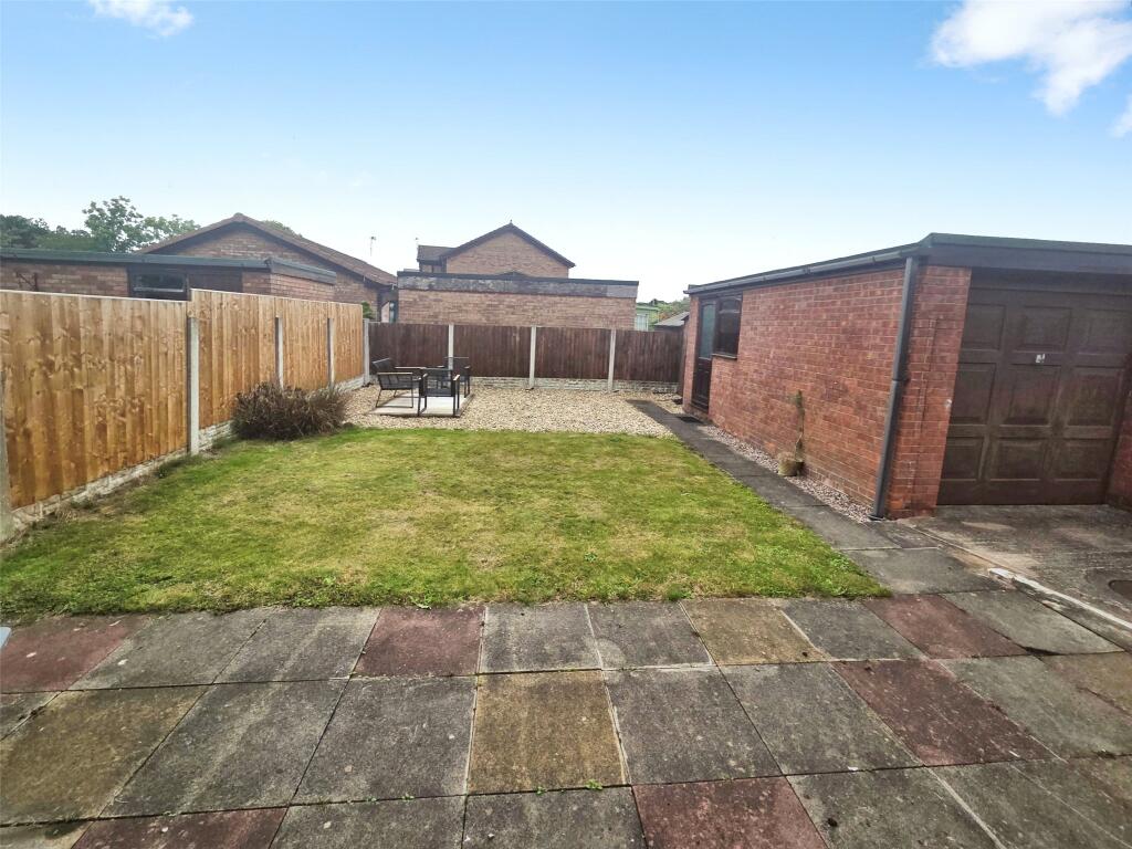 House in Chester, Ellesmere Port - View 2