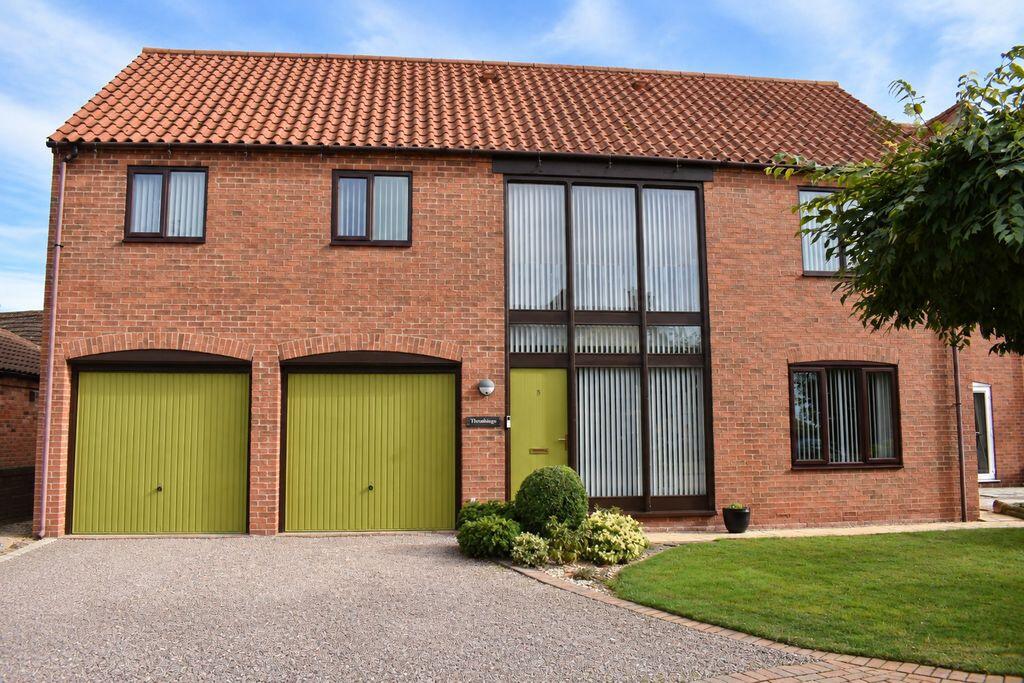 4-bed detached on Church Meadow, Claypole, £550,000