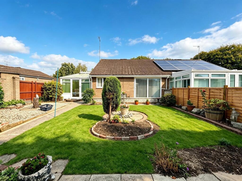 2-bed semi-detached on Overbrook, Eldene, Swindon, £260,000