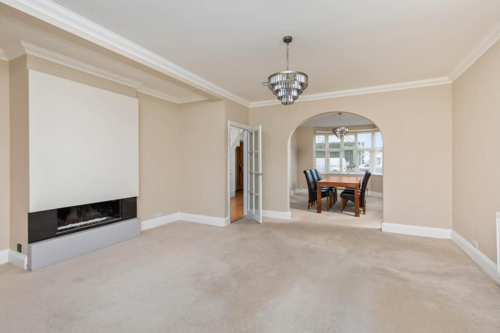 House in Worthing, West Sussex - View 3