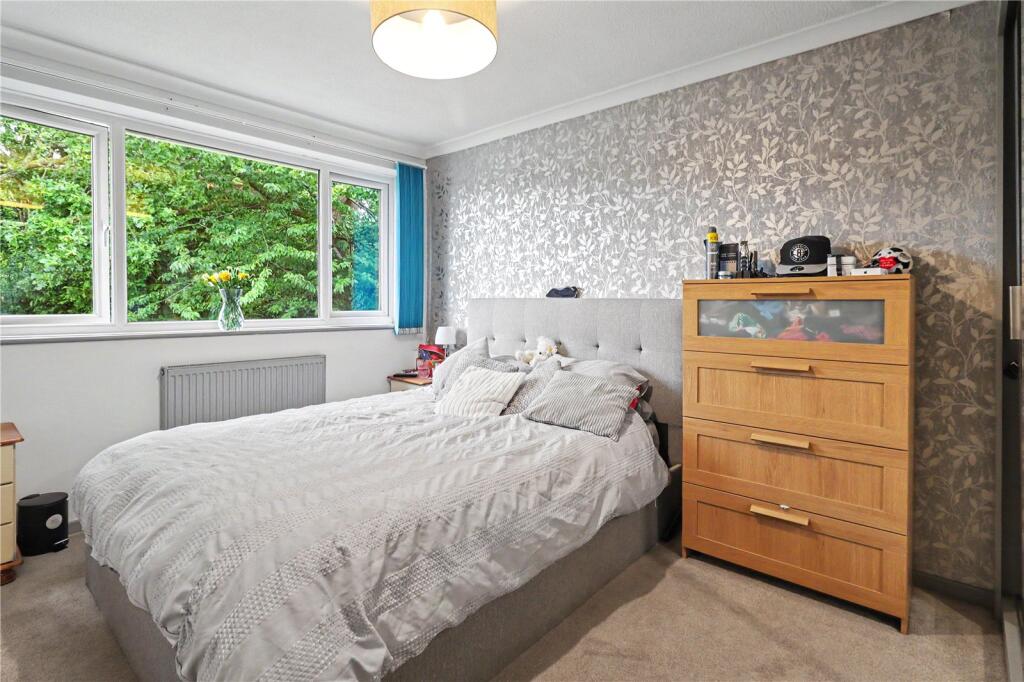 House in Haywards Heath, Franklands Village - View 5