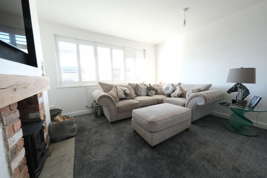 Bridge End Grove, Grantham - View 6