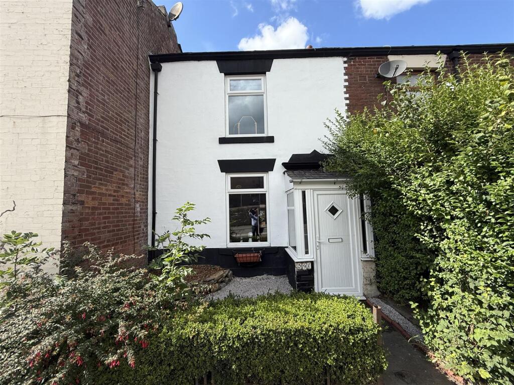 Main image of property: Ripponden Road, Moorside, Oldham