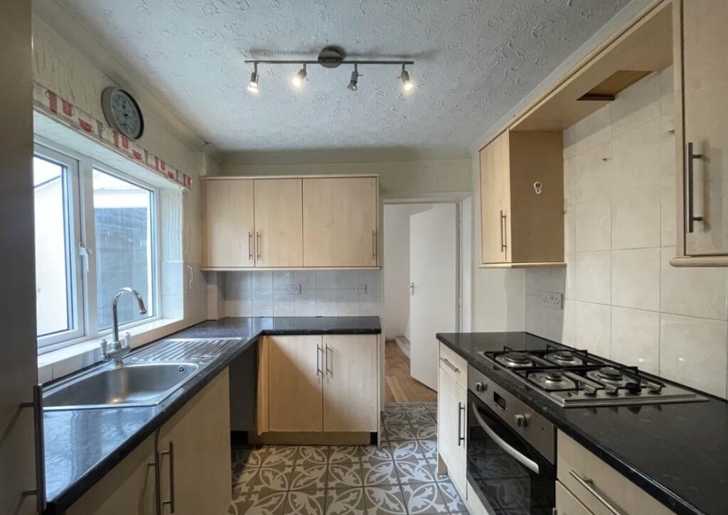Main image of property: Letchworth Road, Luton