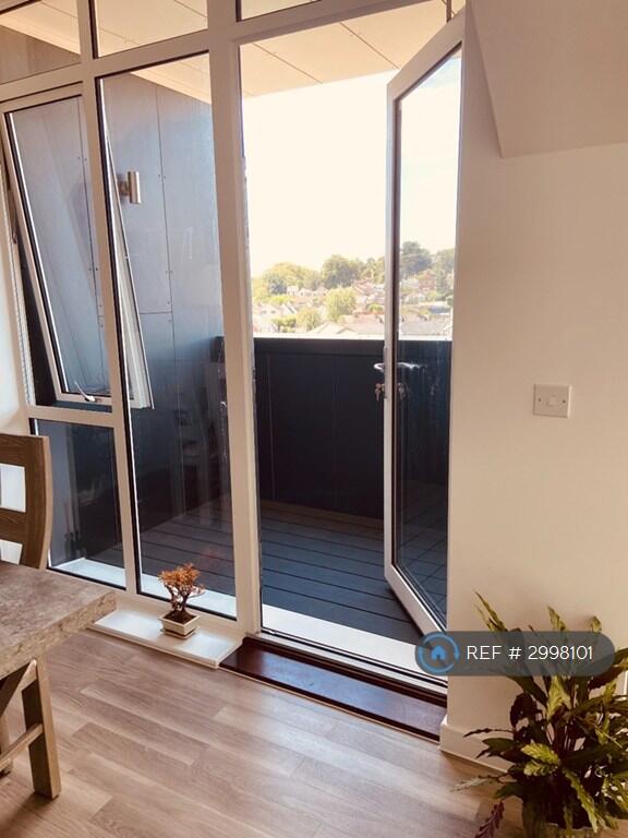 Apartment in Chelmsford - View 4