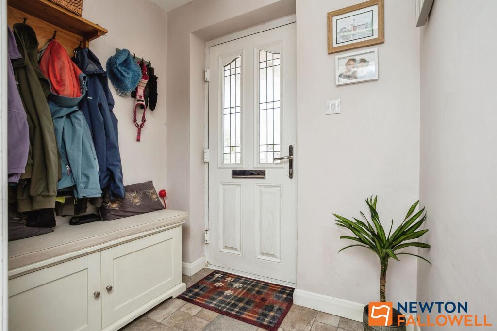 House in South Kesteven, Grantham - View 2