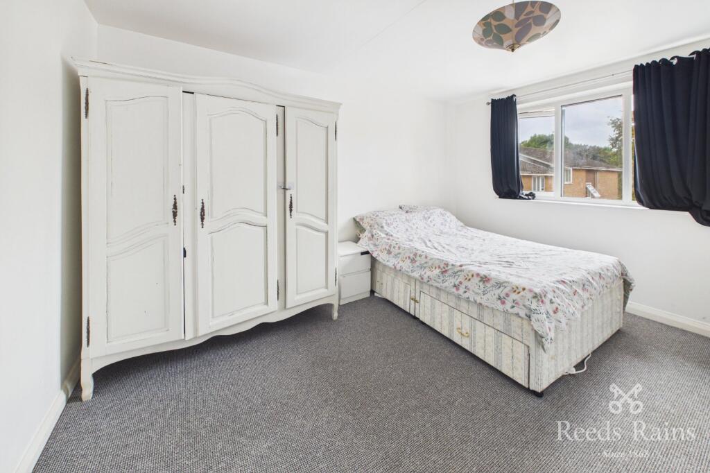 Apartment in Sheffield, Whitley - View 4