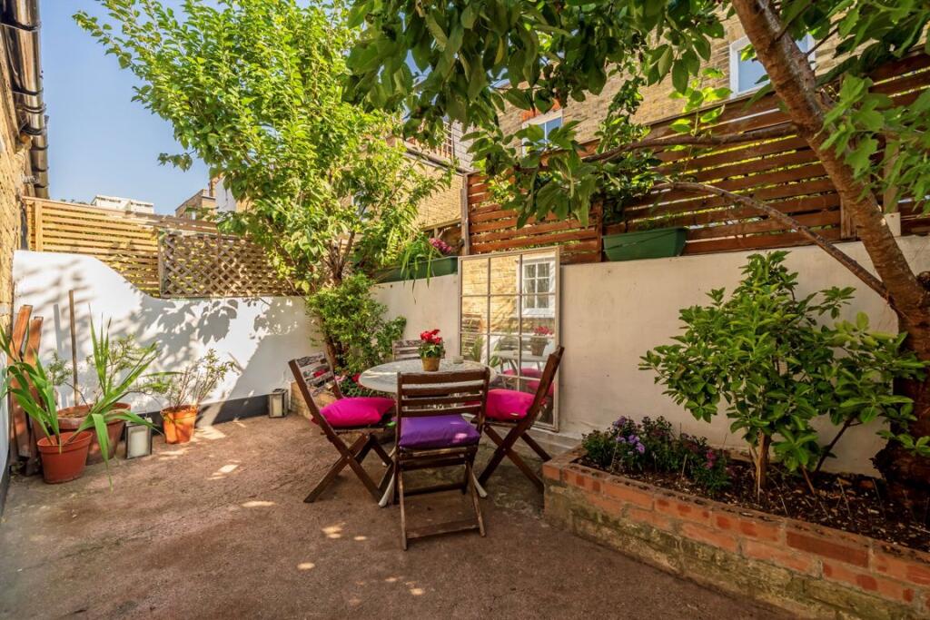 Apartment in London - View 4