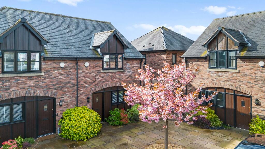 Main image of property: Drapers Court, Lowton, WA3
