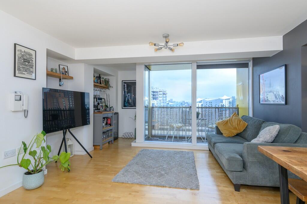 Main image of property: Saxton, The Avenue LS9