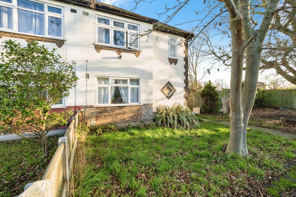 Main image of property: Matlock Gardens, Hornchurch, RM12