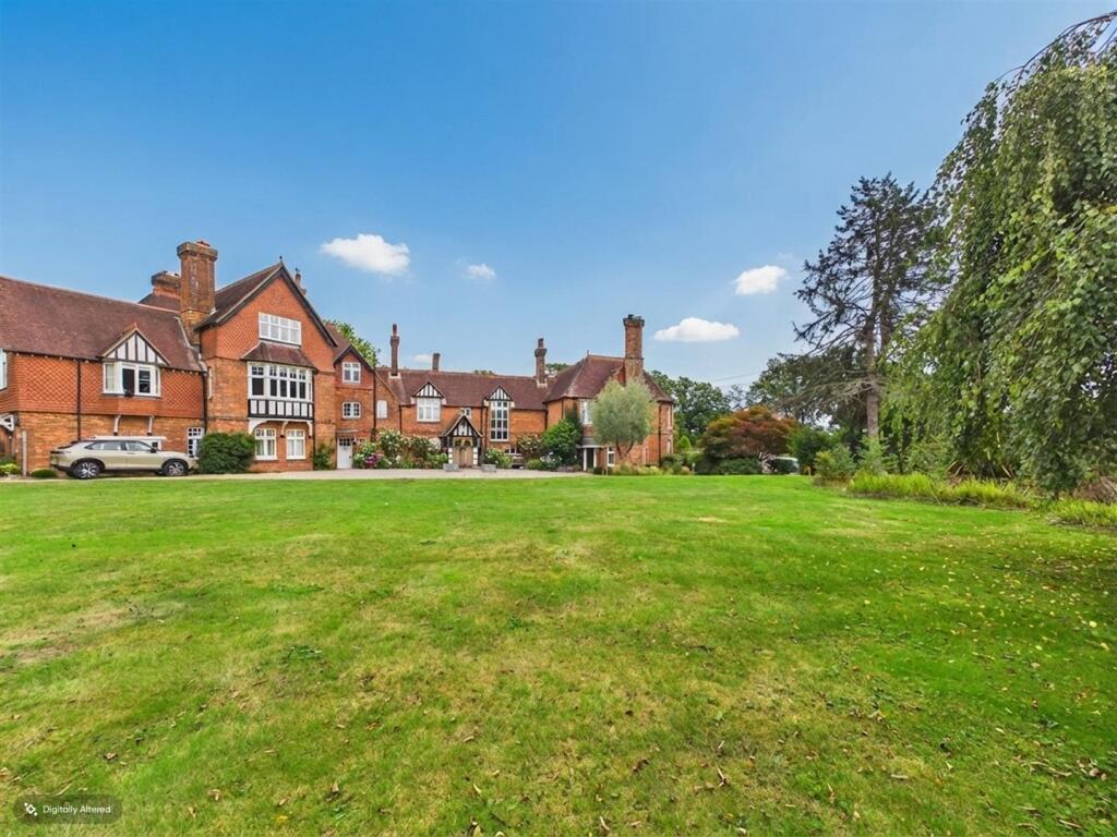 Apartment in Tonbridge