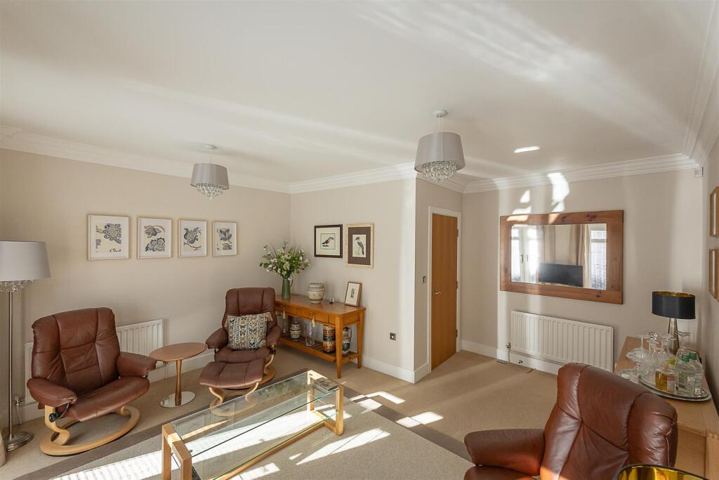 House in Newcastle upon Tyne - More