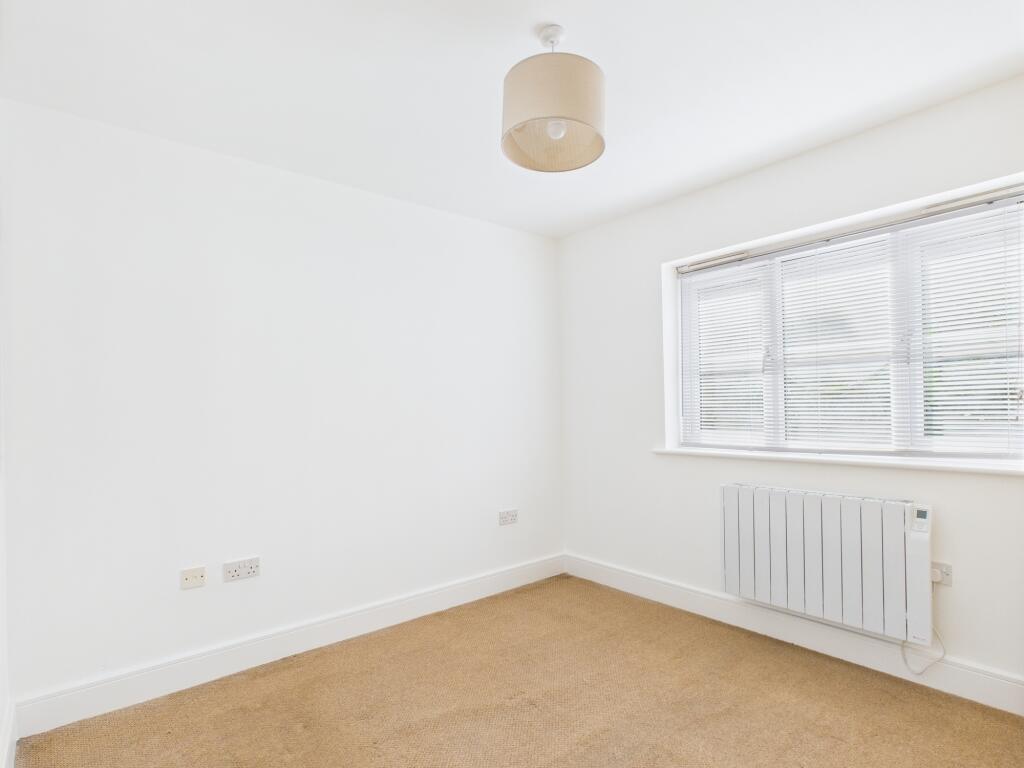 Apartment in Derby - View 2