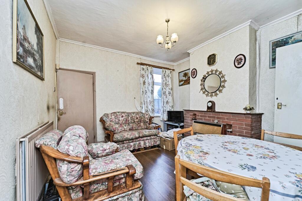 House in Wolverhampton, Old Heath - View 5