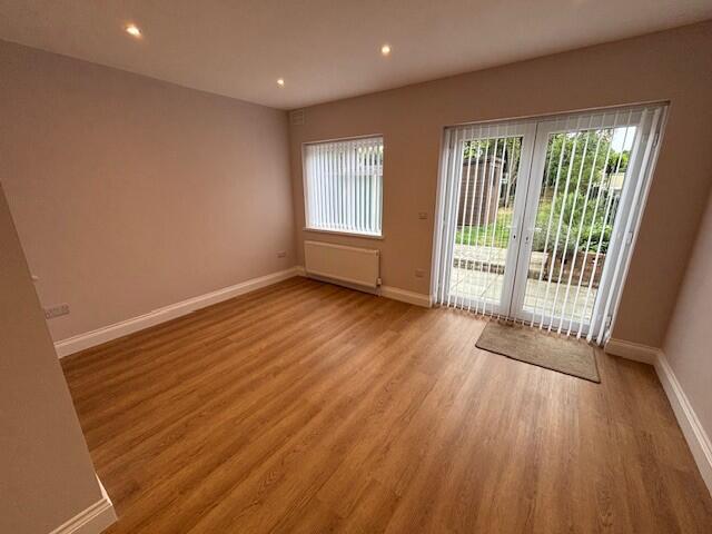 House in Romford - View 4