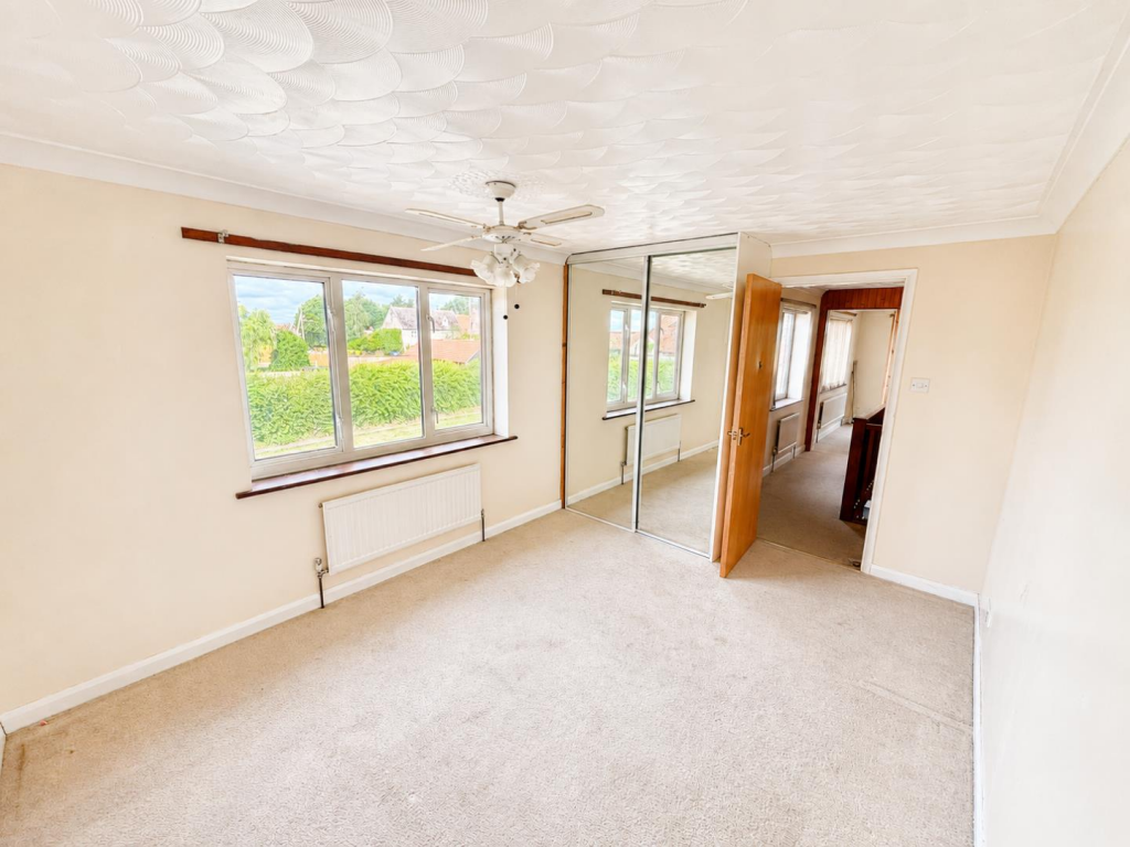 Mildenhall Road, Holywell Row, Bury St. Edmunds photo 4
