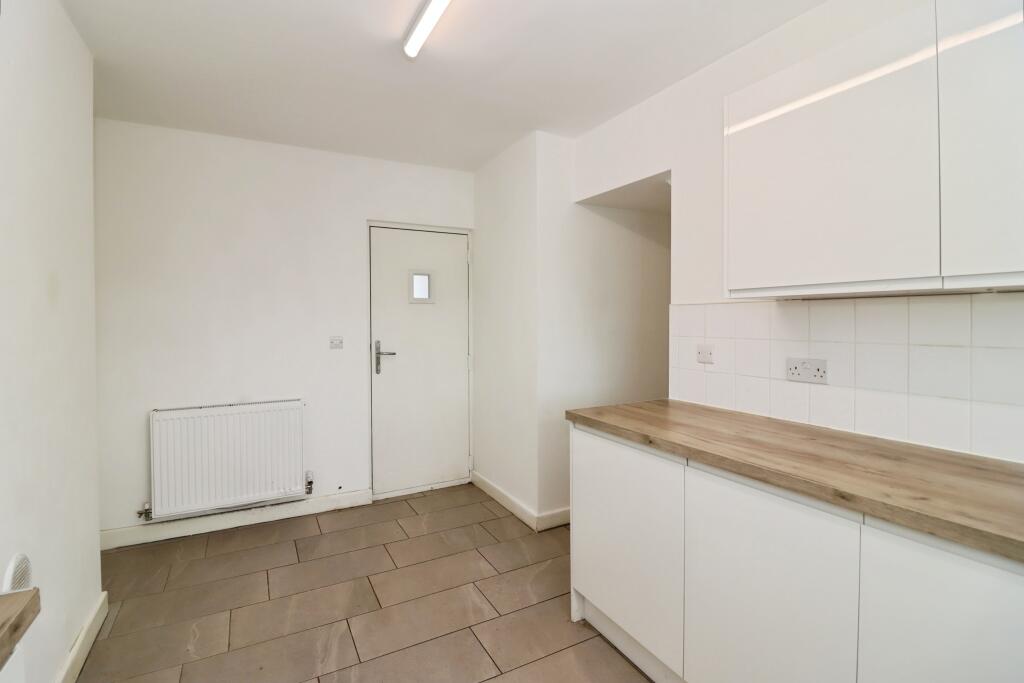 Chesterfield Road, Chesterfield, S42 photo 4