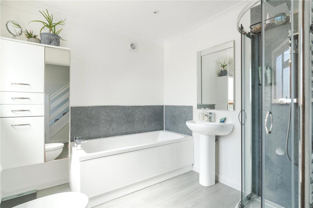 House in Merley, Oakley, Poole - View 4
