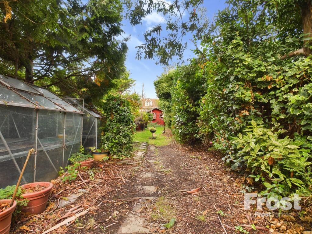 House in Twickenham - View 3