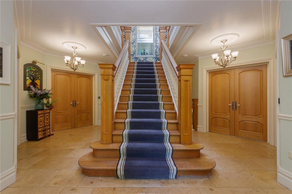 House in Watford - View 3