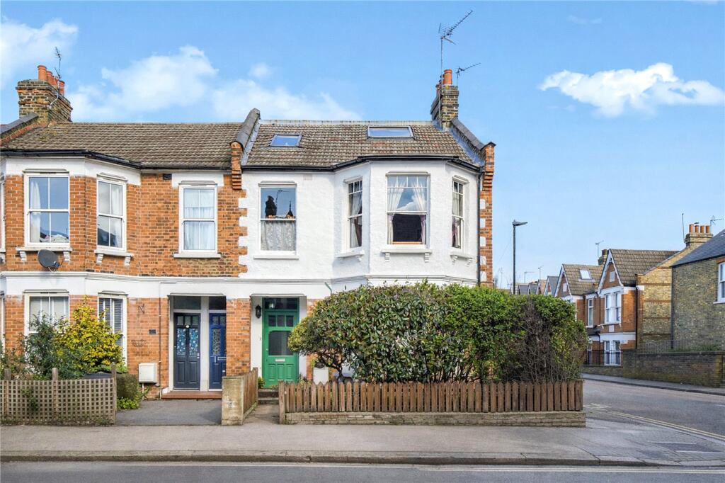 Main image of property: Crescent Road, London, N22