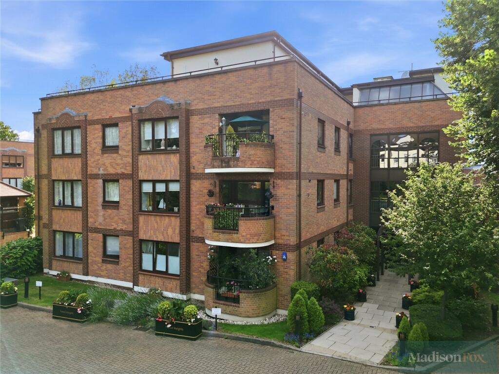 Main image of property: Epping New Road, Buckhurst Hill, Essex, IG9