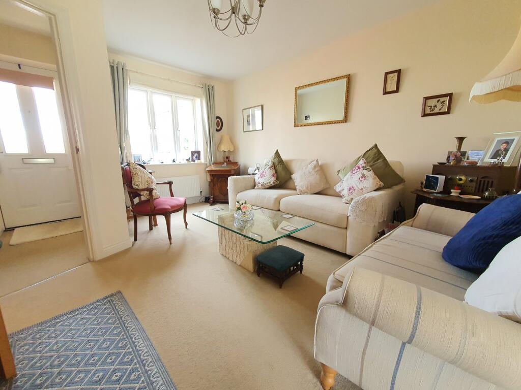 St Michaels Gardens, South Petherton, TA13 photo 2