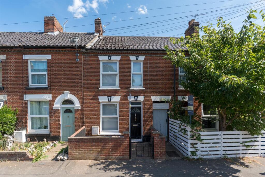 Main image of property: Caernarvon Road, Norwich, NR2