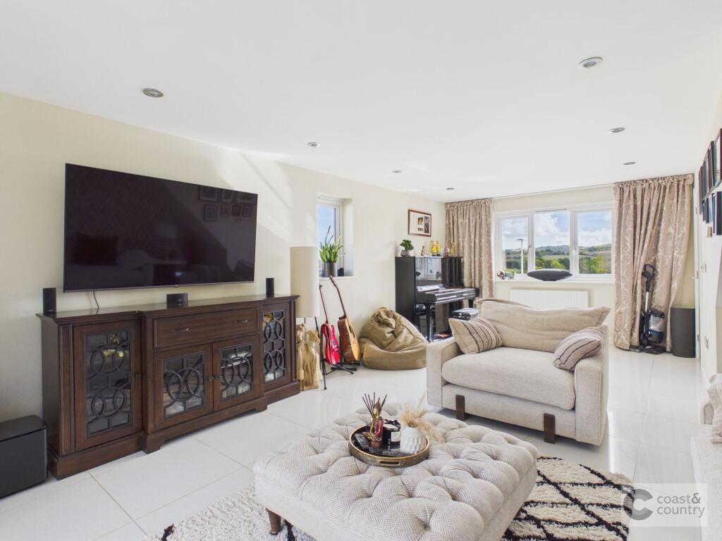 House in Teignbridge, Kingsteignton - View 5
