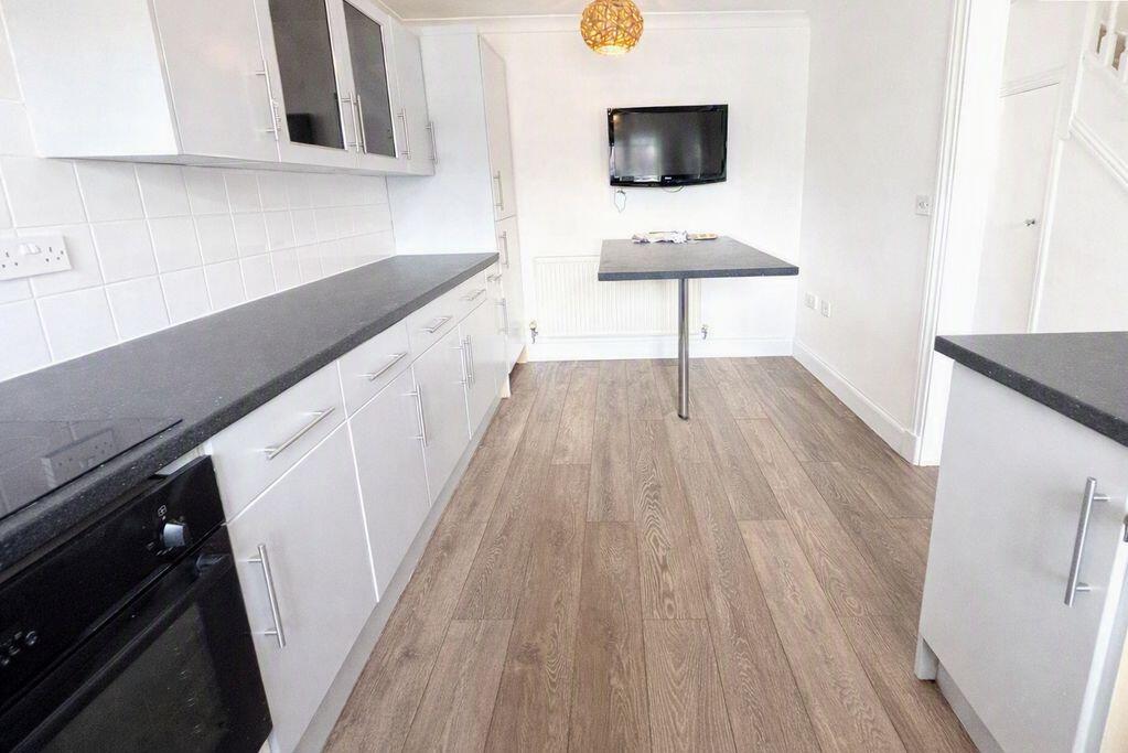 House in Portsmouth - View 4
