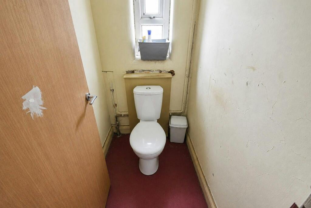 Toilet
