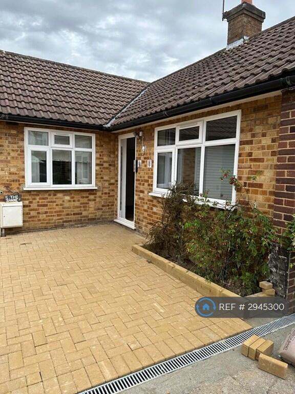 Main image of property: The Spinney Granville Road, London, N12