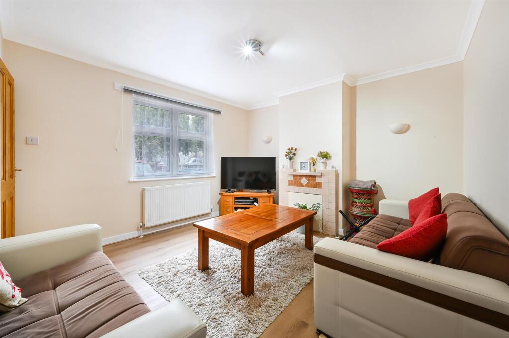 House in London, Merton - View 3