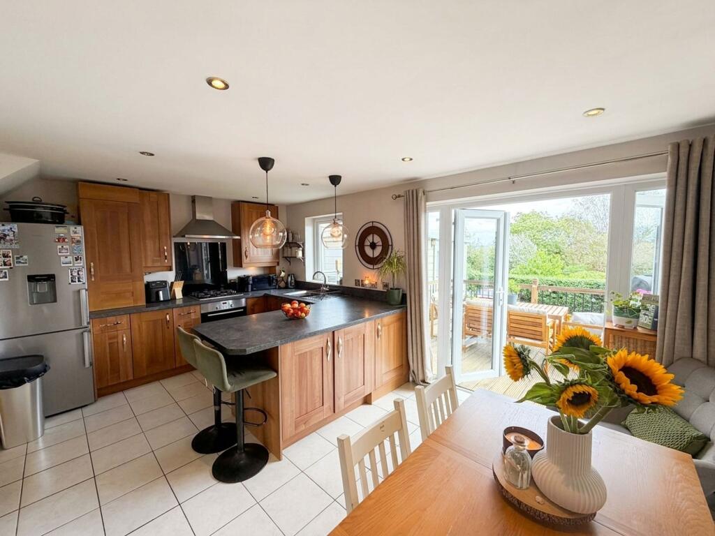 House in Nottingham - View 2