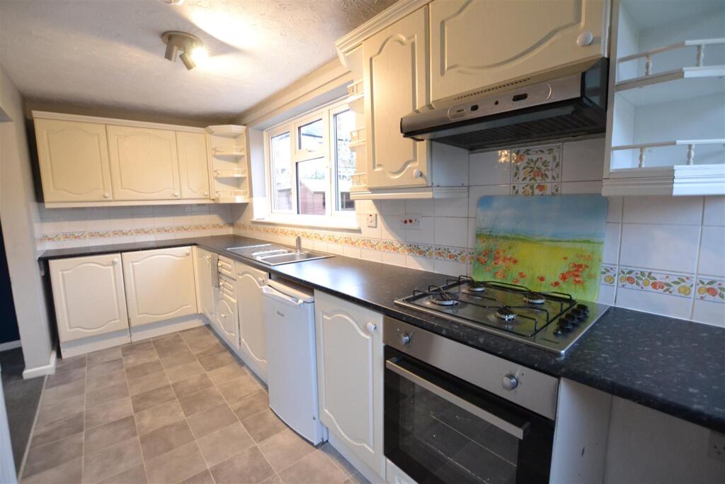 Falconer Place, Leominster - View 6